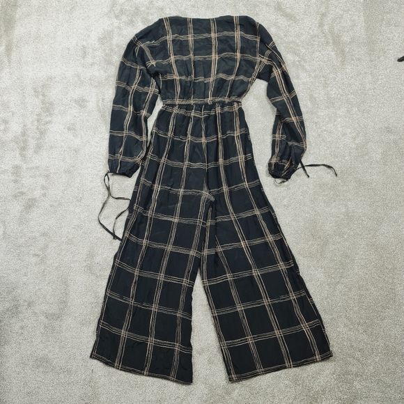 Asos Black Beige Check Long Sleeve Jumpsuit Wide Leg V-Neck Elastic Waist UK 6 - Picture 3 of 5
